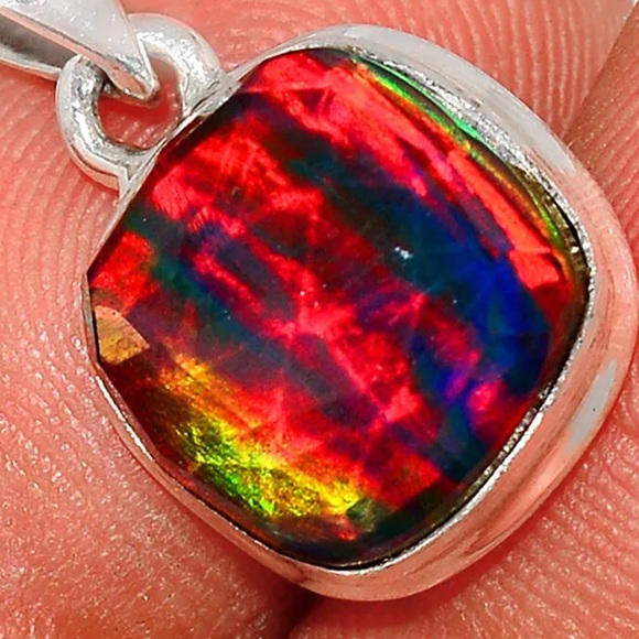 Aura Opal silver pendant - Picture 5 of 7